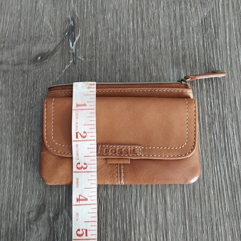 Fossil Tan Leather Wallet